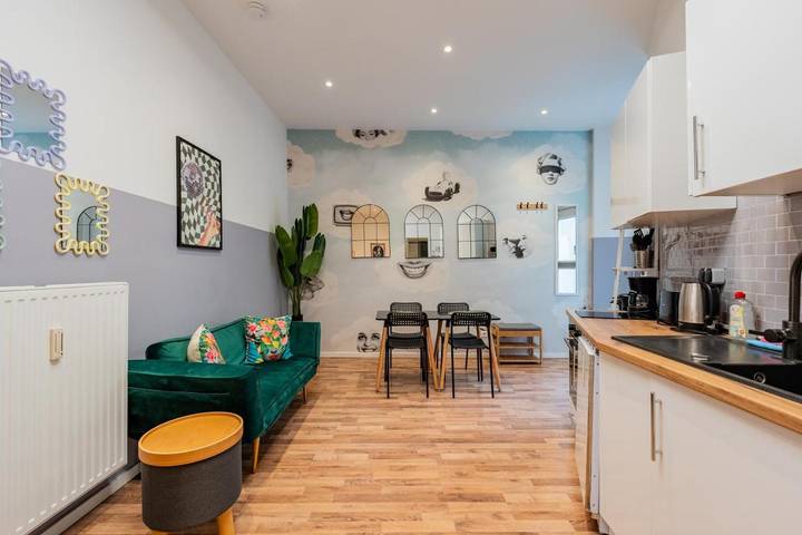 Ferienwohnung für 5 Personen, mit Terrasse und Garten in Wedding Berlin
