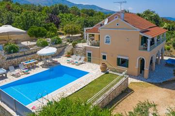 Beach House for 10 People in Corfu, Greece, Photo 2