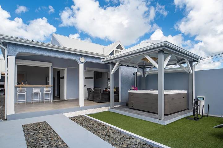 Villa pour 4 personnes, avec jardin, animaux acceptés à Sainte-Anne