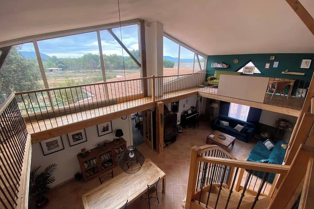 Guest house immersed in nature with horses and donkeys in Jouques, Aix-en-Provence und Umgebung