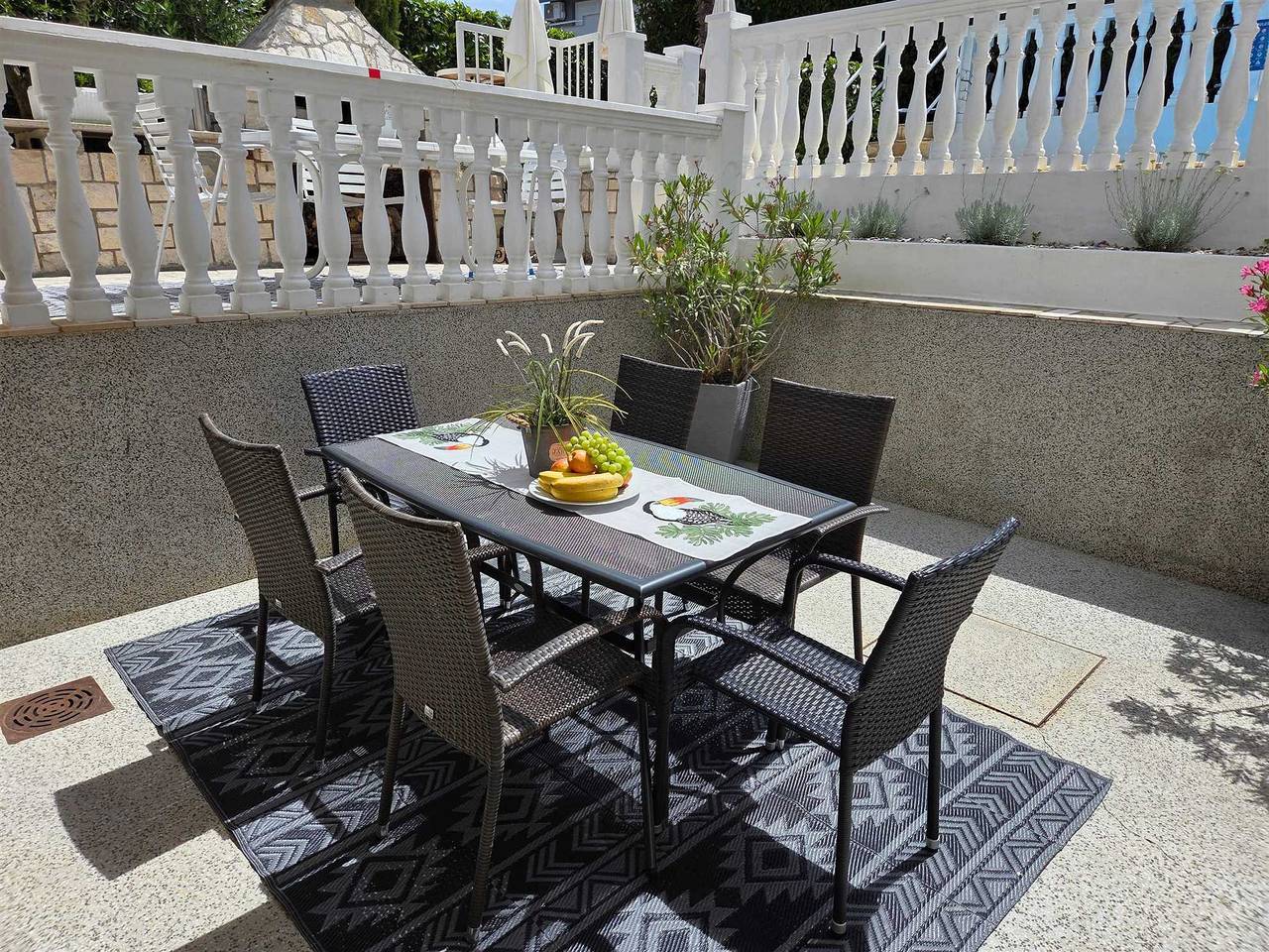Ganze Wohnung, Ferienwohnung Željka 4 mit Terrasse in Malinska, Krk