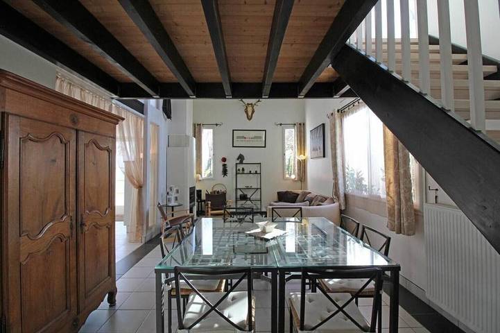 Location de vacances pour 9 personnes à Jau-Dignac-et-Loirac