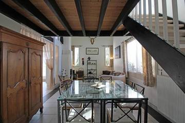 Gîte pour 9 personnes à Jau-Dignac-et-Loirac