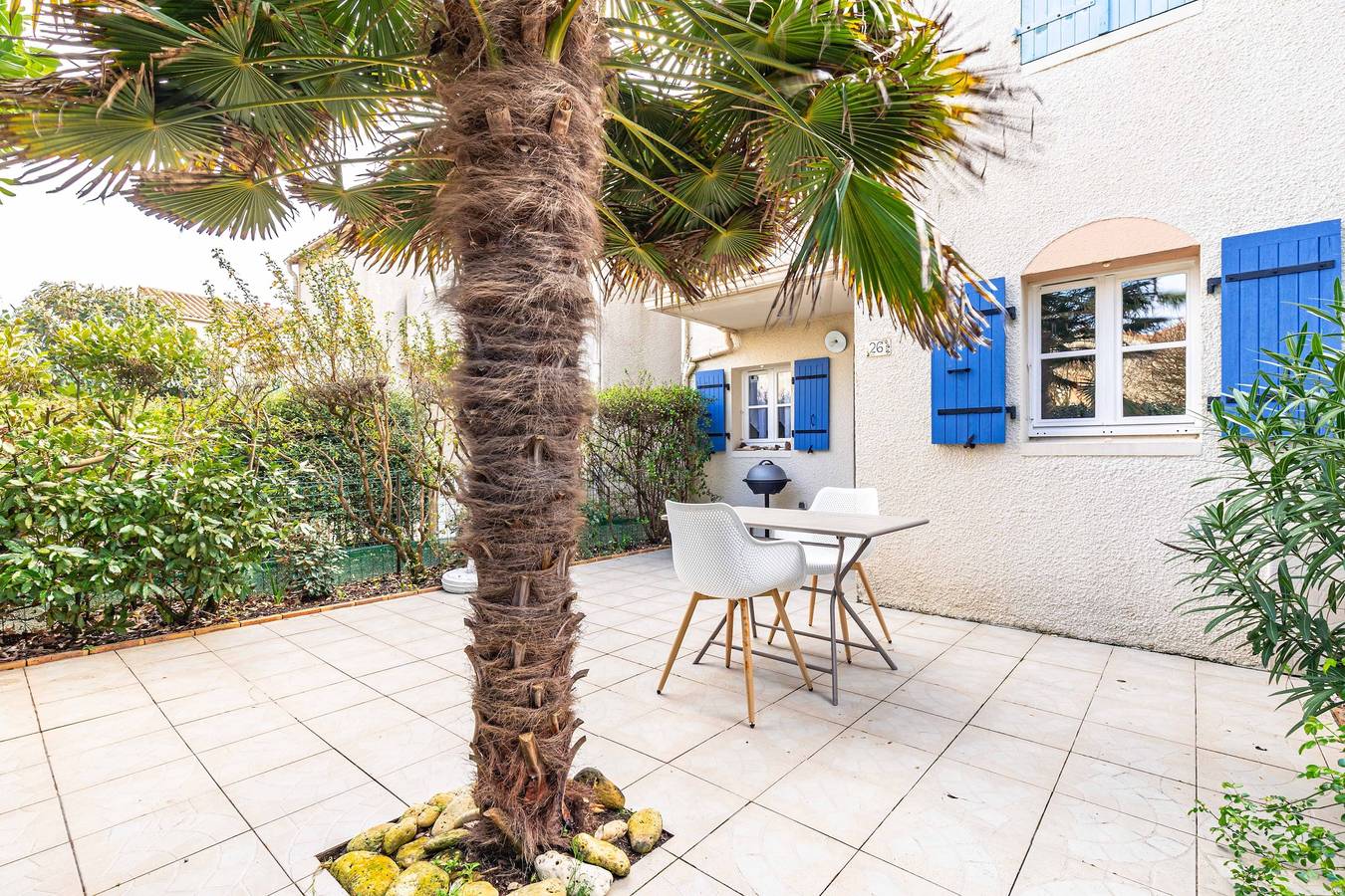 La petite maison avec son palmier in La Remigeasse, Dolus-d'Oléron