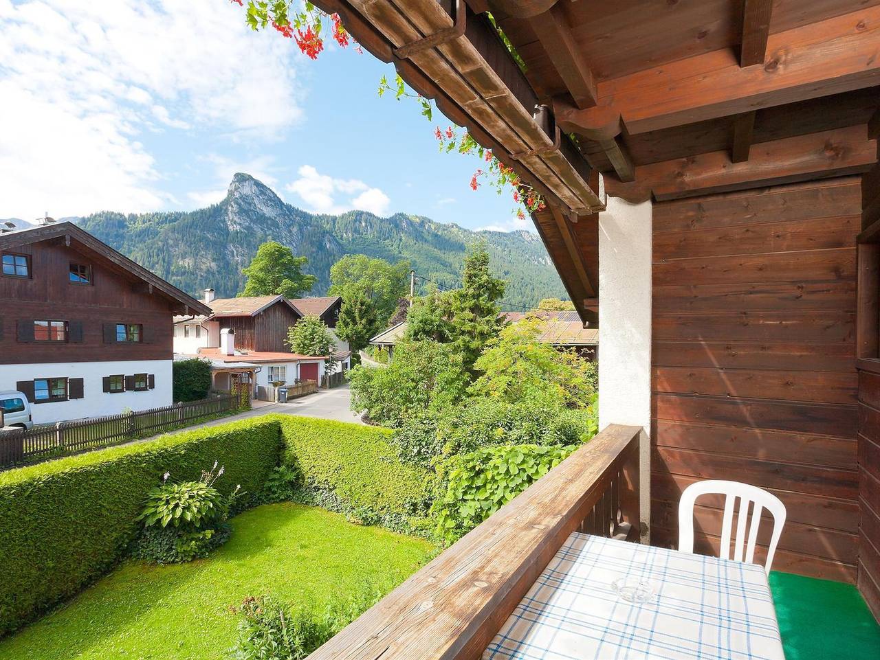 Ganze Ferienwohnung, Gästehaus Eder, Dikova in Oberammergau, Bayerische Alpen