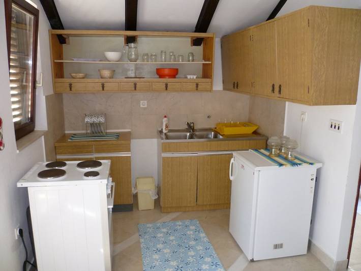 Ganze Wohnung, Ferienwohnung in Zlarin mit Balkon, W-Lan, Waschmaschine (3813-1) in Zlarin (Kroatische Adria), Dalmatinische Inseln