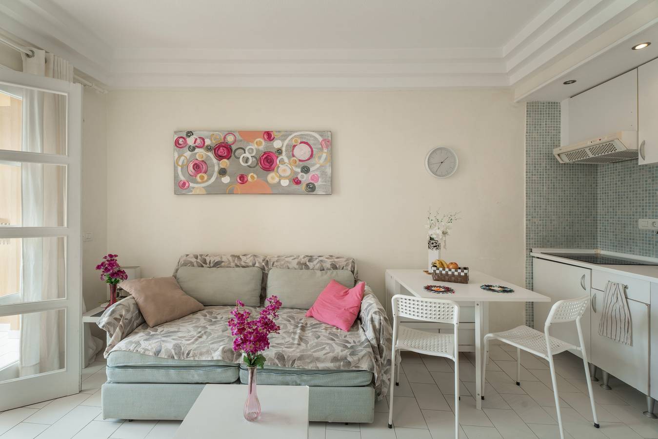 Geheel appartement, Vakantieappartement 'Complejo 206' met zeezicht, gedeeld zwembad en wifi in Puerto Colon, Adeje