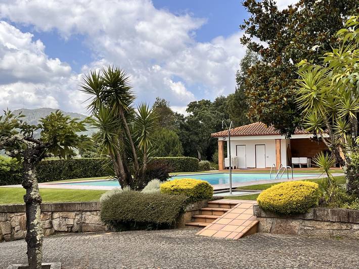 Apartamento para 3 personas, con jardín y piscina en Cabeceiras de Basto (Cidade)