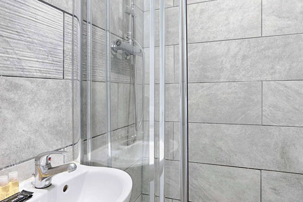 Entire apartment, Cosy Studio Asnieres in Asnières-sur-Seine, Hauts-de-Seine