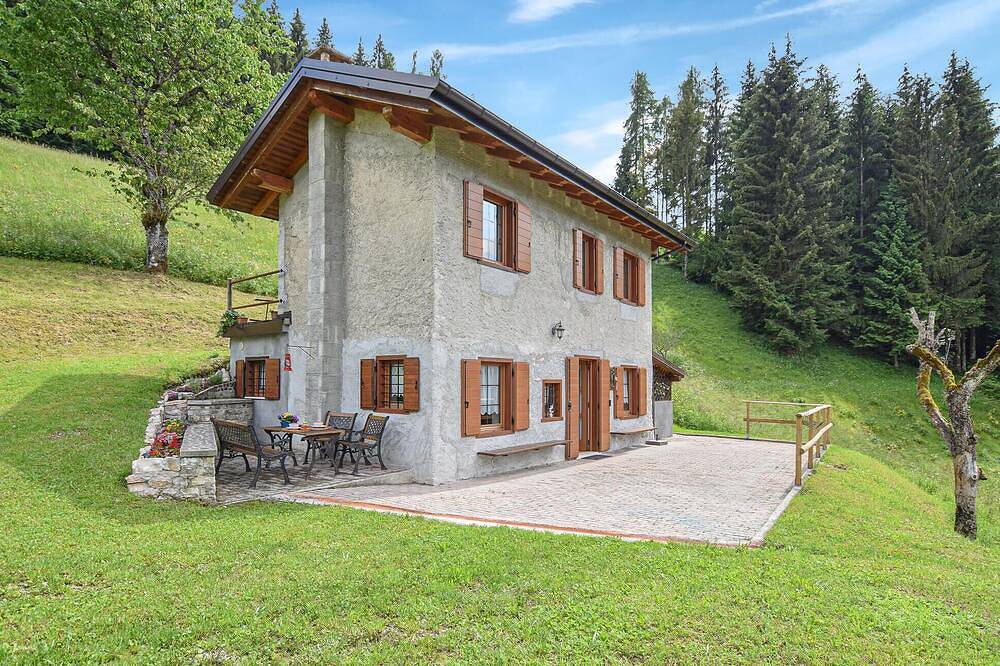 Haustierfreundliches Zuhause in. in Sovramonte, Cimonega-Gruppe