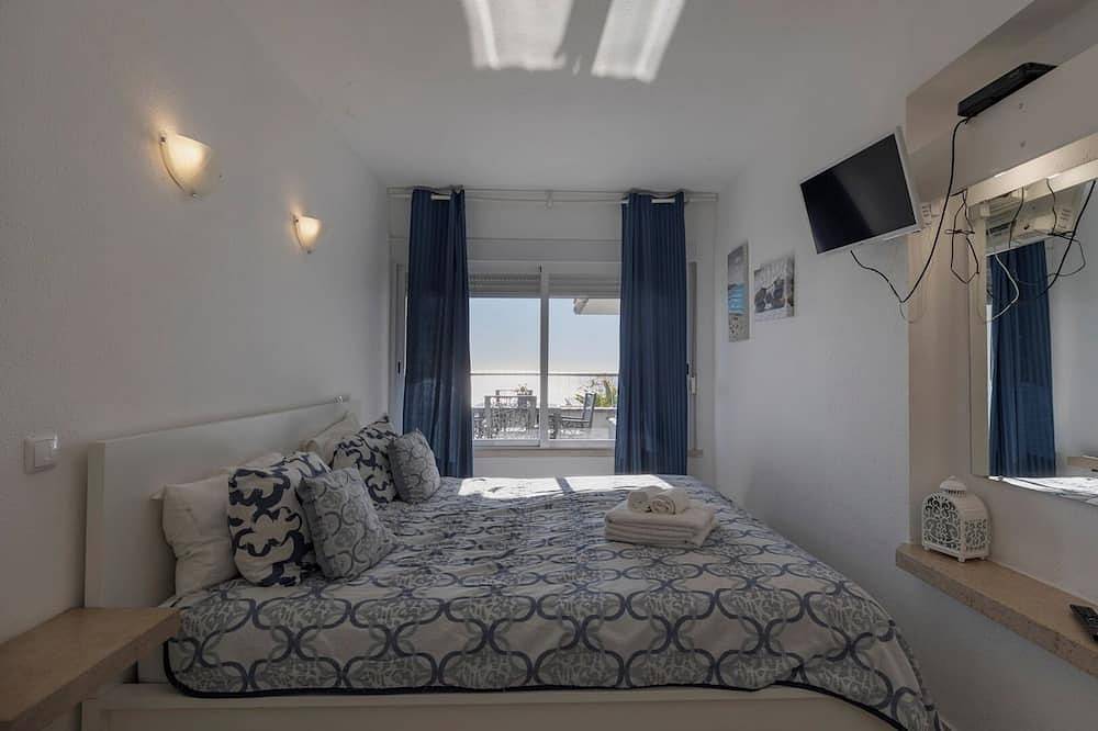 Apartamento entero, La Maison de la Mer by Trip2Portugal in Praia da Califórnia, Sesimbra