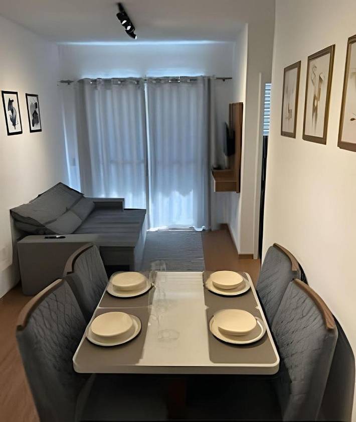 Casas e apartamentos de temporada para 5 pessoas, com terraço e piscina e ainda jardim, com animais de estimação em Extrema