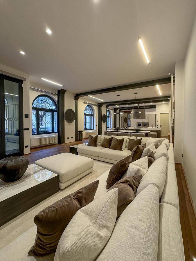 Ferienwohnung für 4 Personen, mit Whirlpool und Garten in Varese - 3