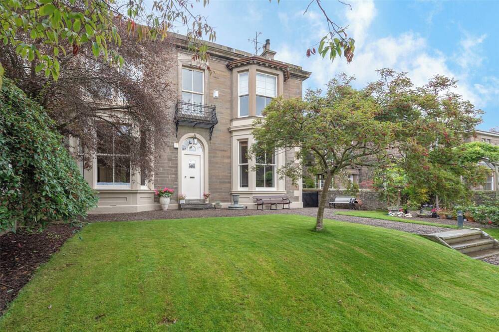 Geheel appartement, A luxurious Victorian mansion garden apartment in Dundee, Angus