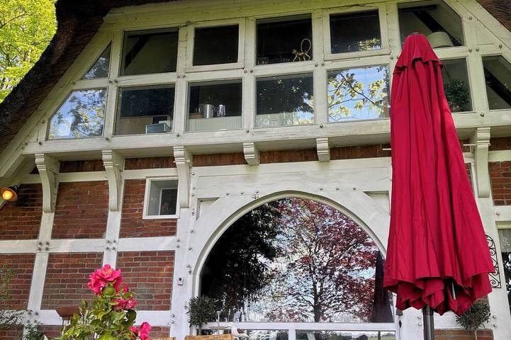 Ferienhaus für 8 Personen, mit Terrasse und Garten in Wischhafen