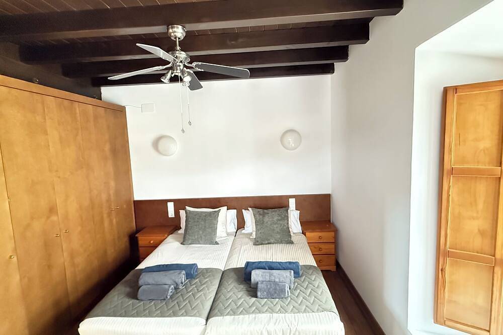 Apartamento entero, Apartamento Rural para familias con piscina y barbacoa en la Costa Tropical in Motril, Costa Tropical