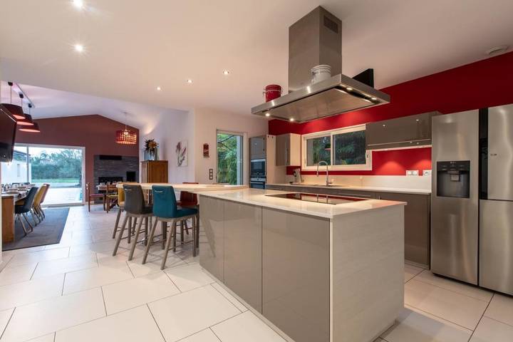 Chambre d’hôte pour 4 personnes, avec Terrasse et Piscine à Aire-sur-l'Adour
