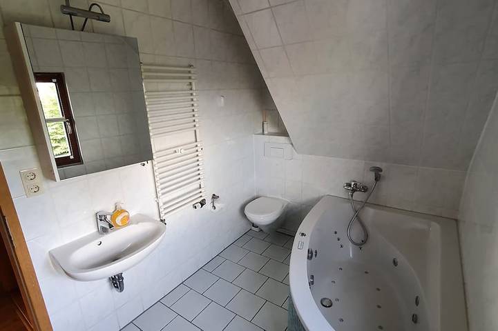 Ganze Wohnung, Bergtraum holiday home - At 955 m above sea level, the clouds are very close and the slopes are in front of the door in Oberwiesenthal, Erzgebirge