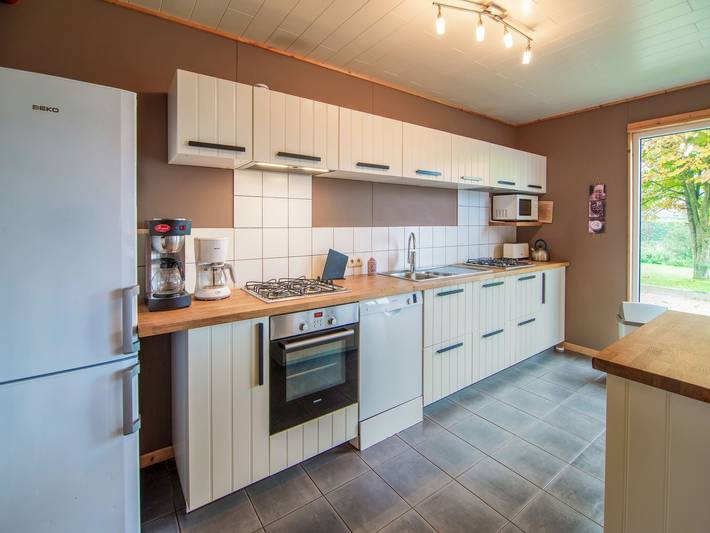 Location de vacances pour 15 personnes, avec sauna ainsi que terrasse et jardin dans Sourbrodt - 4