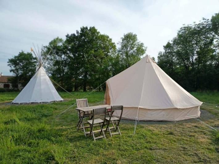 Chambre d’hôte pour 4 personnes, avec Terrasse et Jacuzzi ainsi que Jardin et Vue dans Haute-Vienne - 4