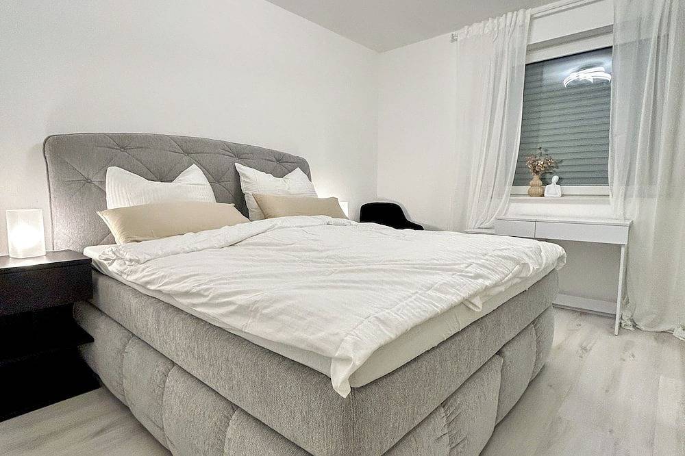 Apartamento entero, Modern apartment with balcony - near Kurpark & trade fair in Bad Salzuflen, Distrito de Lippe