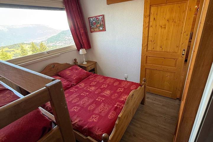 Gîte pour 5 personnes dans Office De Tourisme Des Sept Laux - 3