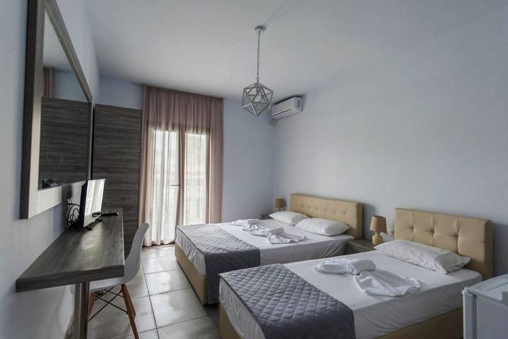 Maison d’hôte pour 2 personnes, avec Balcon et Terrasse ainsi que Jardin et Bassin pour enfant dans Skiathos - 3