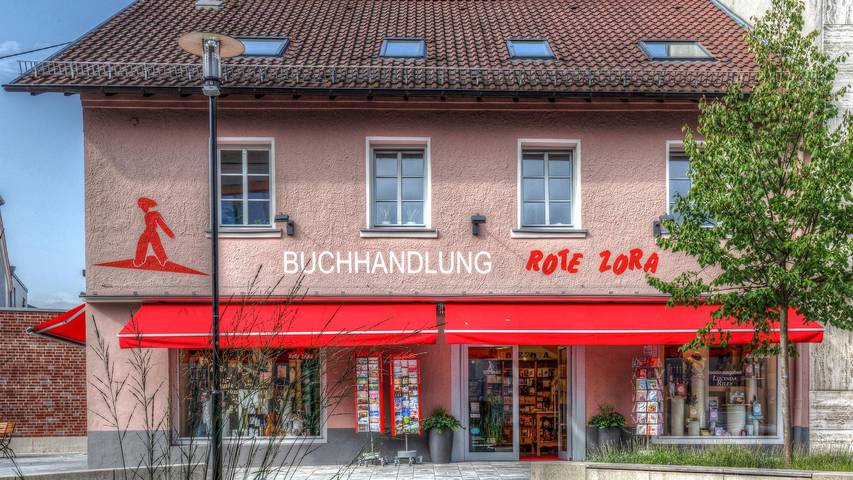 Ganze Ferienwohnung, "Wohnen mit Büchern" in Losheim am See, Saar-Nahe-Bergland