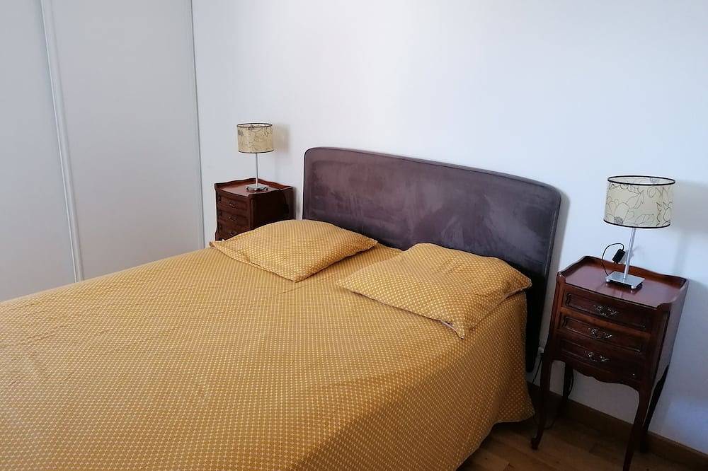 Ganze Wohnung, La Trinite Sur Mer. Appartement 40m2, Terrasse de 8m2, vue Mer, Proche Plages in La Trinité-sur-Mer, Côte des Mégalithes