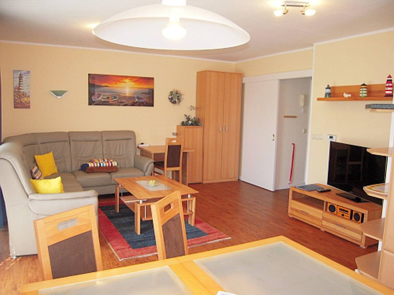 Ganze Wohnung, Haus Seeblick 6: 68 m² Ferienhaus in Zingst, nur 100 m zum Sandstrand in Ostseebad Zingst, Zingst