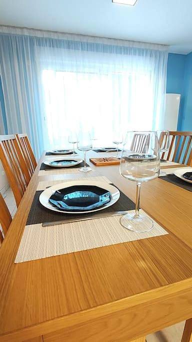 Location de vacances pour 8 personnes, avec jardin et terrasse à Morsang-sur-Orge