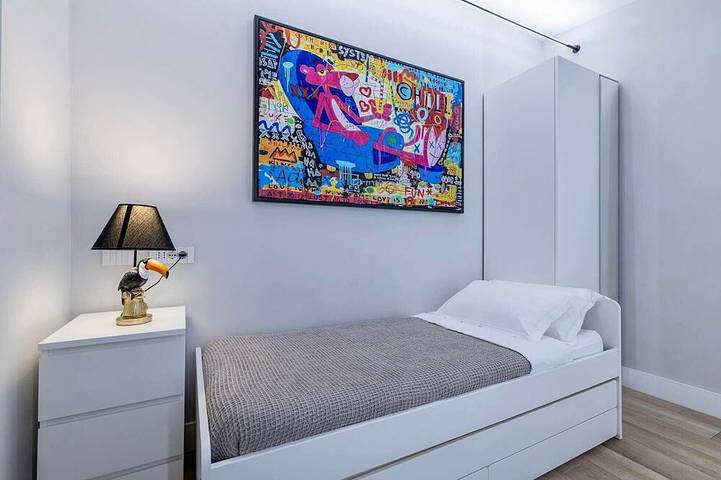 Luxurious, Fully Renovated 2Br Townhouse with Terrace in Central Olbia. in Terranoa/Olbia, Olbia