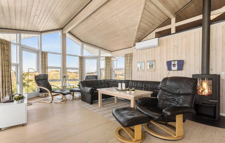 Ferienhaus für 8 Personen, mit Terrasse in Nørlev Strand - 2