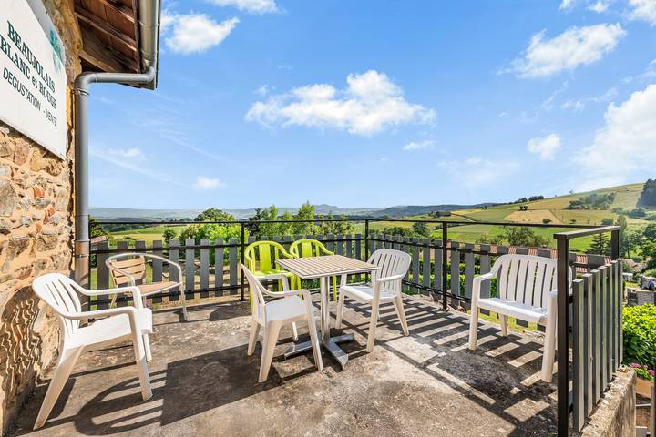 Chambre d’hôte pour 2 personnes, avec Jardin dans Beaujolais - 4