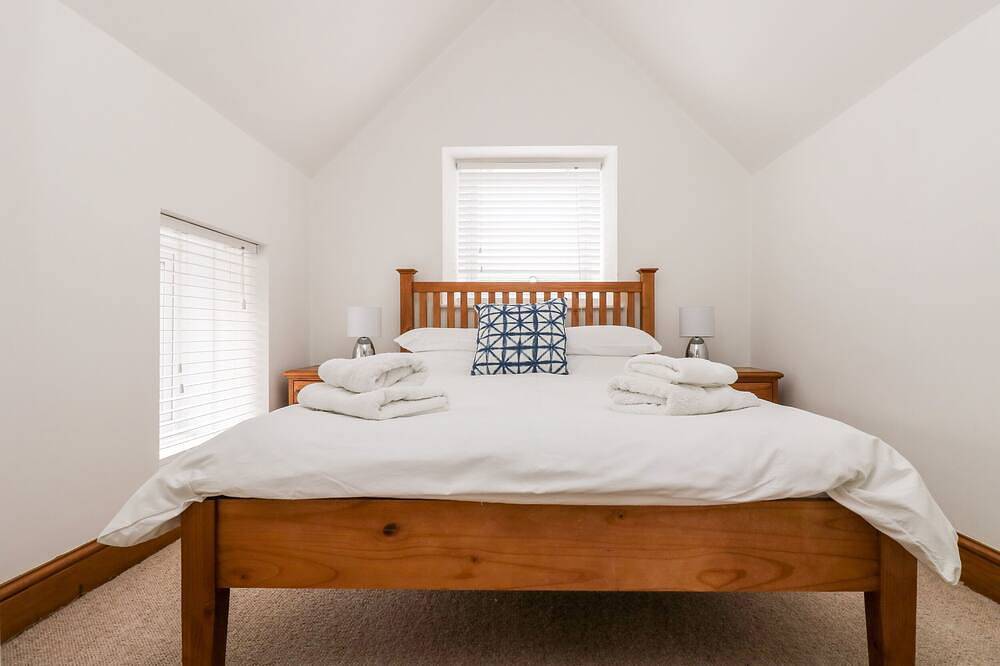 Forge Cottage, family friendly, with open fire in Sennen in Sennen, Cornwall