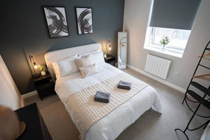 Entire apartment, Luxury 1-Bed Flat - Free Parking in Solihull, Birmingham Area