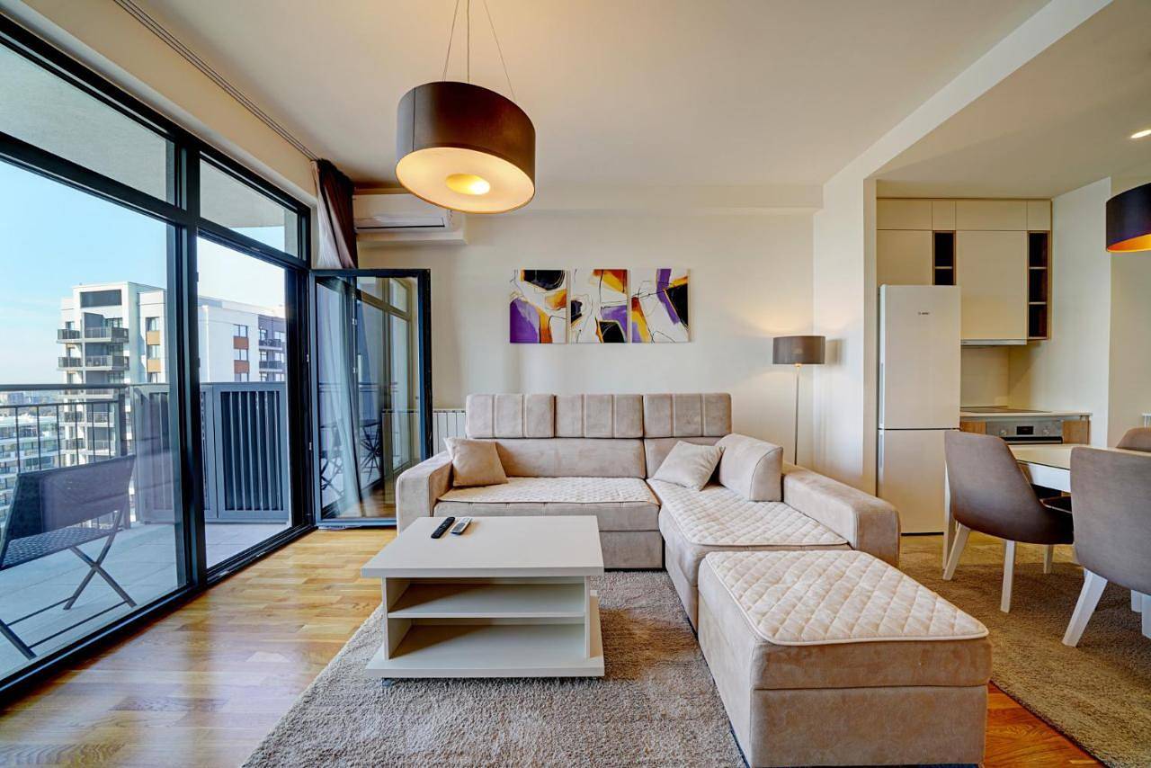 Ganze Wohnung, Ferienwohnung für 5 Personen mit Balkon in Belgrad, Belgrad und Umgebung