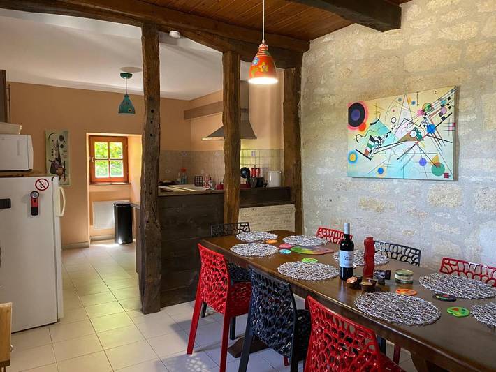 Location de vacances pour 12 personnes, avec vue ainsi que jardin et piscine, adapté aux familles à Montdoumerc - 3