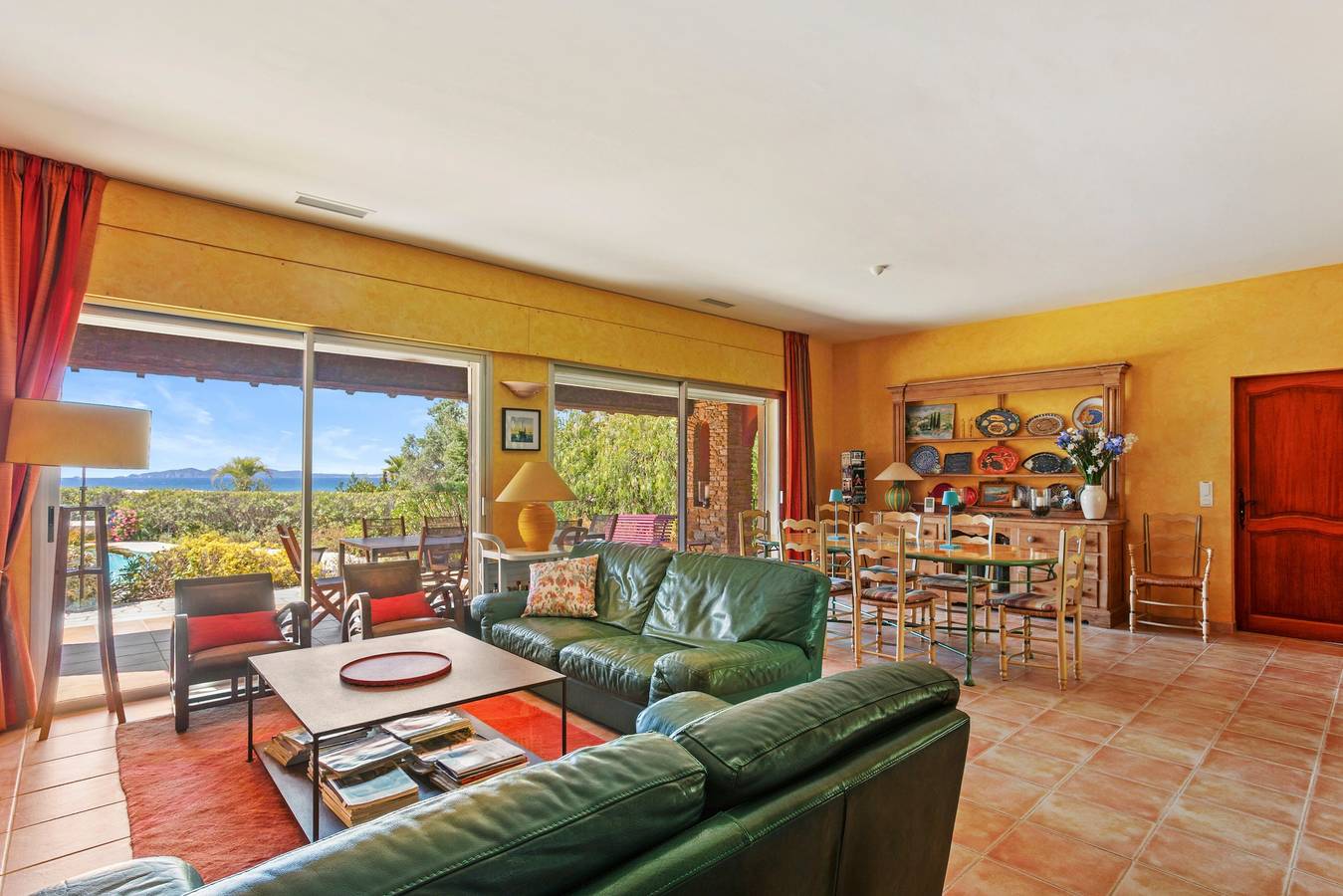 Frente a la isla de Porquerolles, 220 m², gran piscina, a 50 m de la playa, vistas al mar in La Londe-les-Maures, Parque nacional Port-Cros