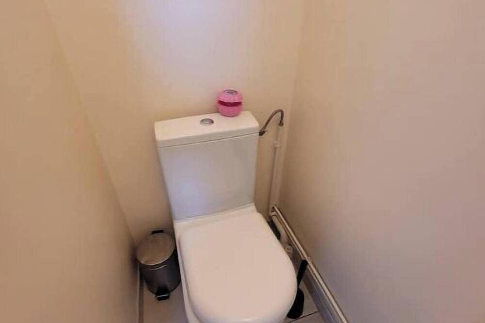 Entire apartment, \"Les roses de Malo les bains\" Apartment with mezzanine, close to the beach in Plage de Malo-les-Bains, Dunkirk