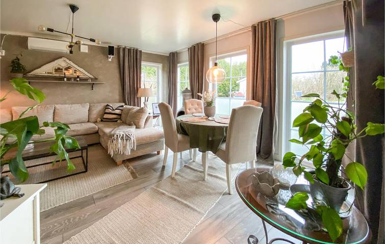 Ferienhaus für 4 Personen mit Terrasse in Marks Kommun, Västergötland