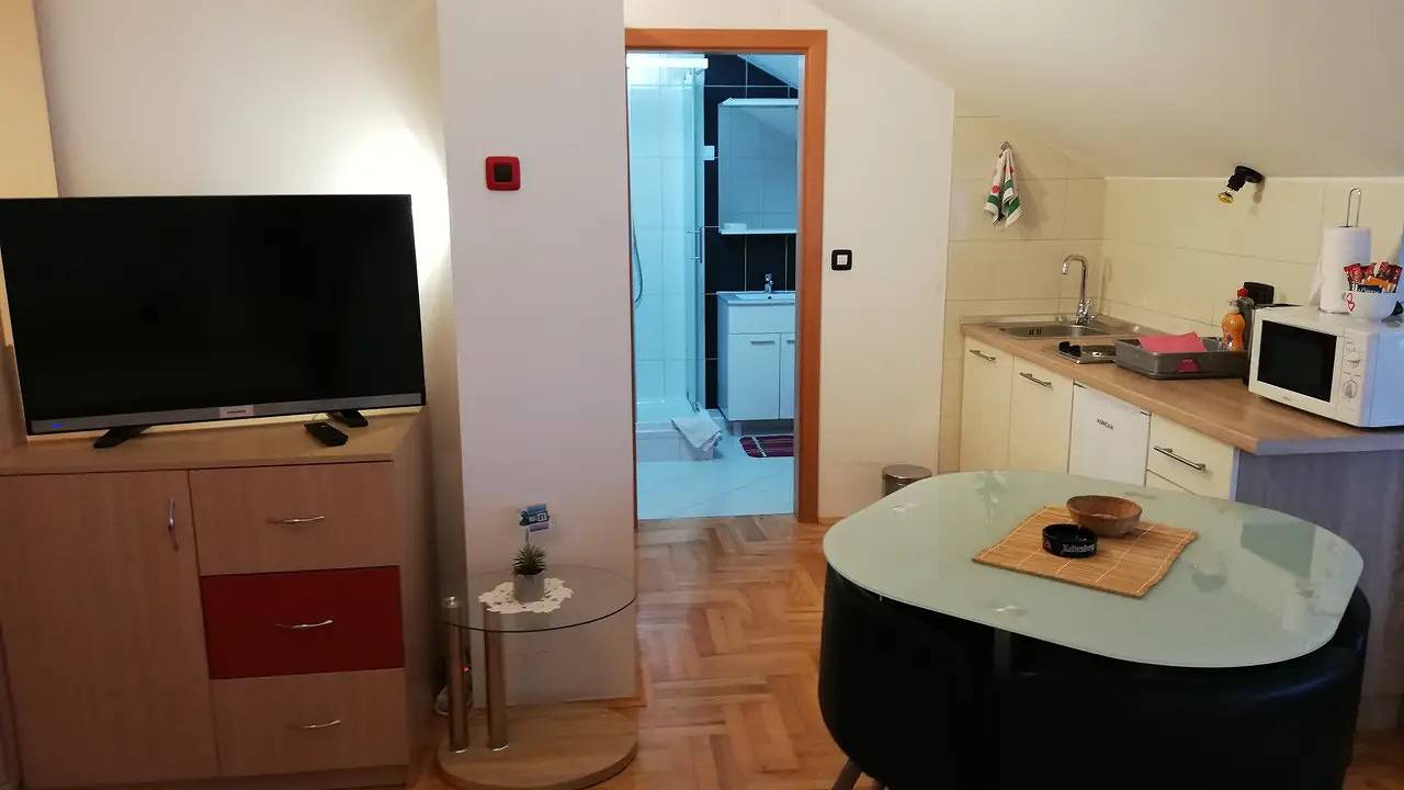 Ganzes Studio, Studio für 4 Personen (27 m²) in Osijek in Osijek, Osijek-Baranja