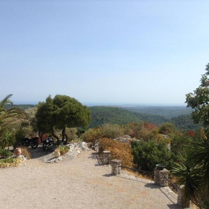Location de vacances pour 8 personnes, avec piscine ainsi que jardin et vue à Tourrettes-sur-Loup - 4