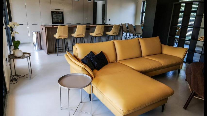 Location de vacances pour 10 personnes, avec Terrasse ainsi que Jardin et Vue à Obermodern-Zutzendorf