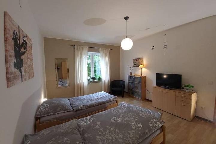 Apartamento de vacaciones para 4 personas, con balcón y jardín - 1