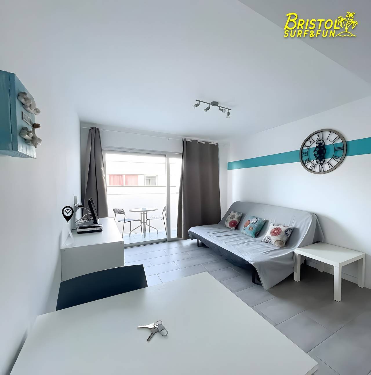 Apartamento entero, B-rent bristol beach surf & fun in Puerto de Corralejo, La Oliva
