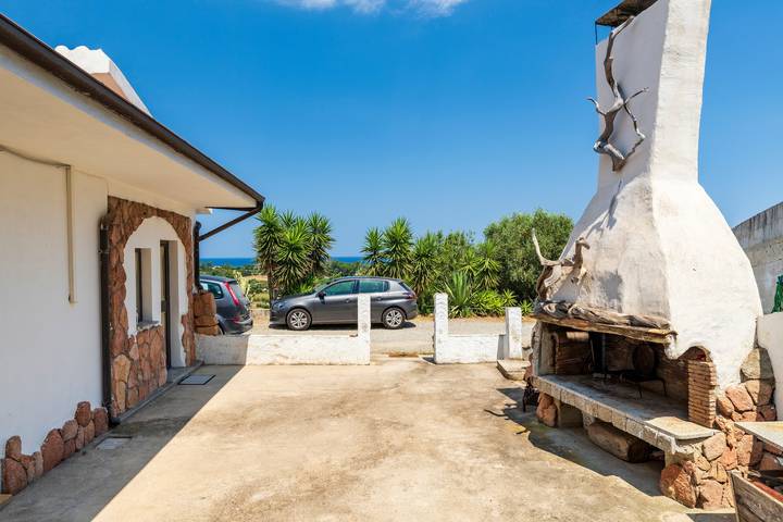 Appartement entier, Chambre 'Vistamare2' avec vue mer, Wi-Fi et climatisation in Cardedu, Province de Ogliastra