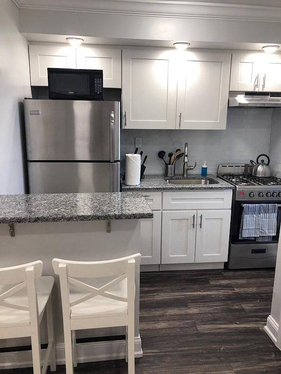 Ganze Wohnung, 1631 4C · Erholsame 1bed Apt / 20 min nach Nyc-Parkplatz Avail. in North Bergen, Hudson County