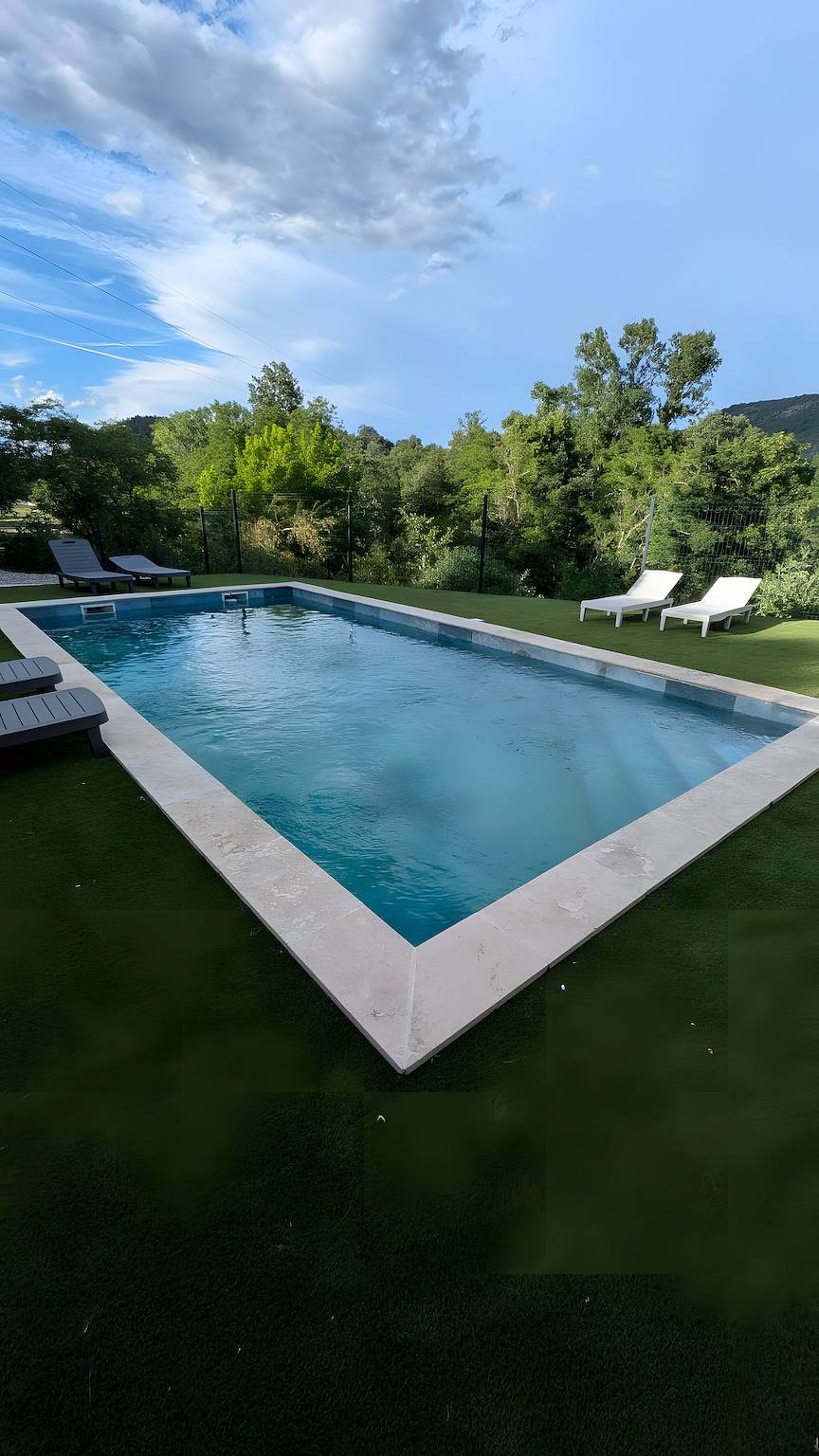 Villa « Des Rives Et Chevaux 07 » avec piscine privée, Wi-Fi et climatisation in Montréal (Rhône-Alpes), Ardèche