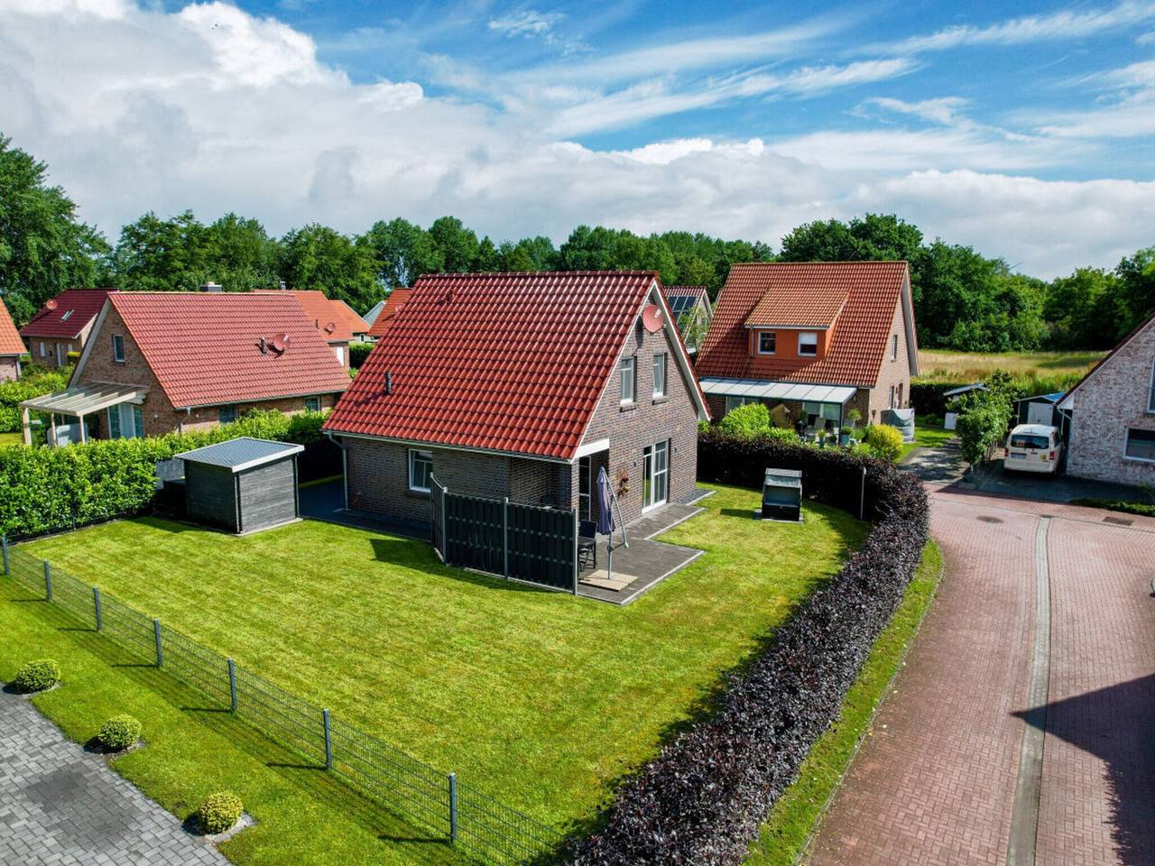 Holiday home Strandoase by the bathing lake in Aurich, Nordseeküste